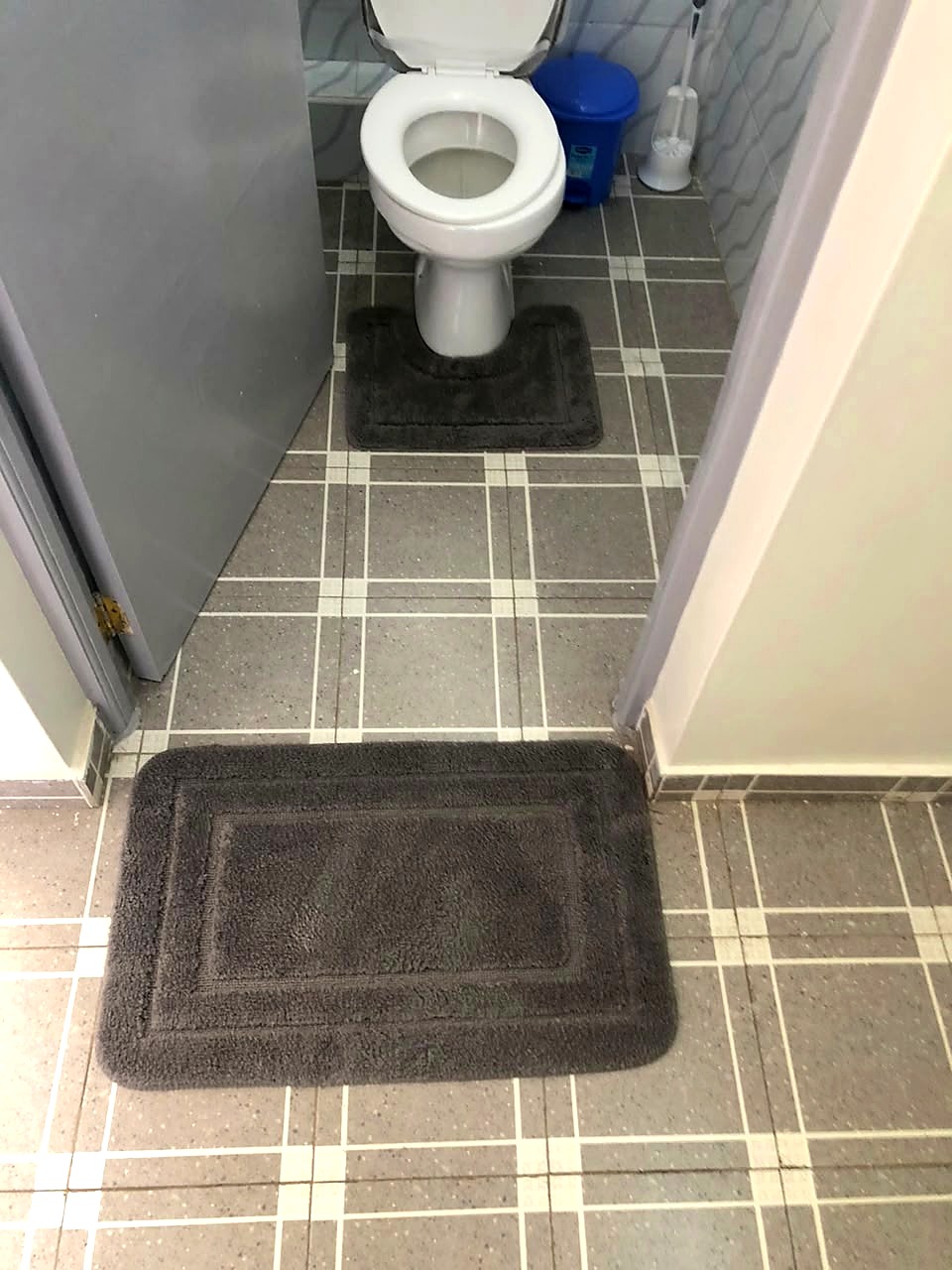 PJ's Cozzy Homes bathroom